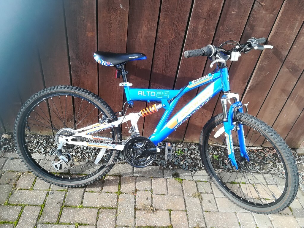 schwinn alto 24